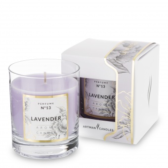En Lavendel Klassische Kerze aus Glas